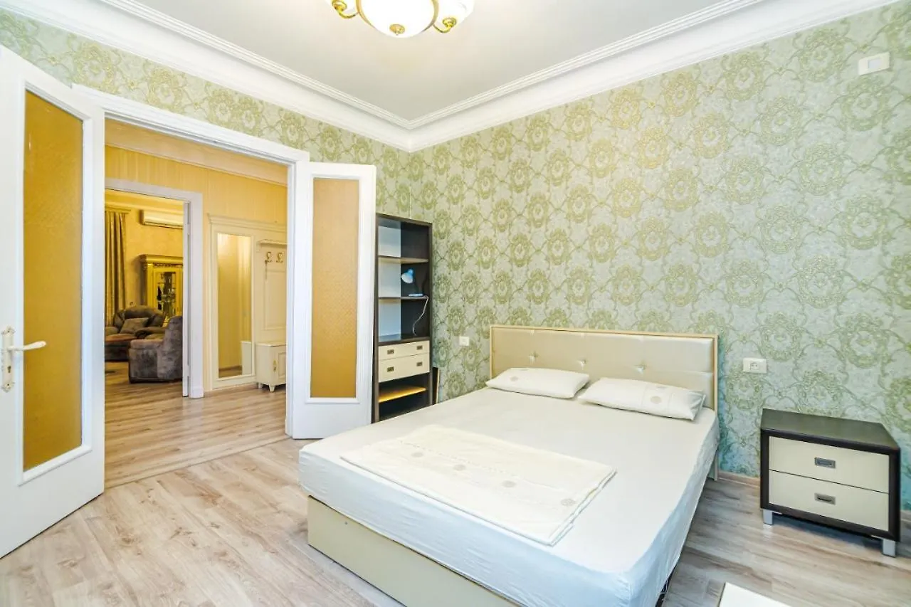 Apartment Dafne Μπακού
