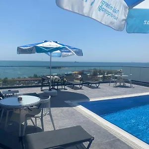 Port Marine By Hollywood Hotel